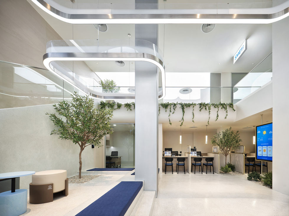 uob raying sustainability bank branch thailand silver award leed leeds recycle materials new banking bankexperience interior design bankdesign