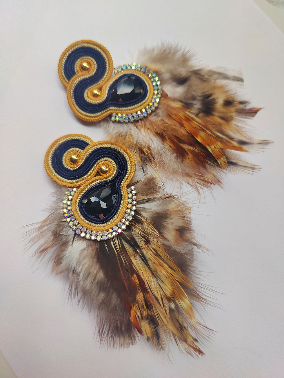 Thumbnail: Feather Maxiearrings 