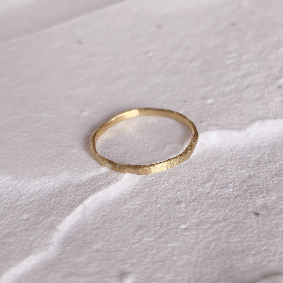 Miniature : Mini distressed recycle gold ring