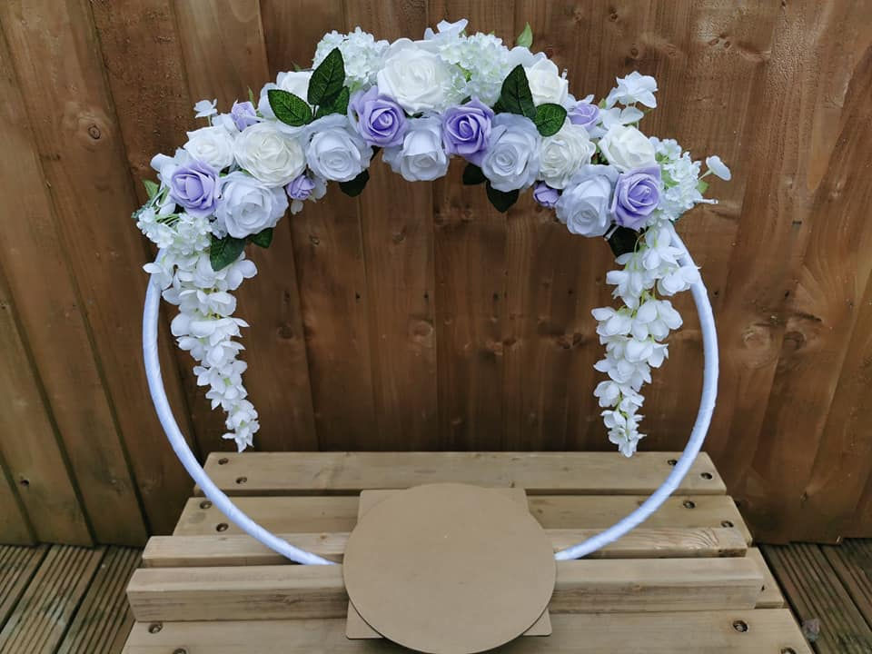 Thumbnail: Hoop Cake Stands