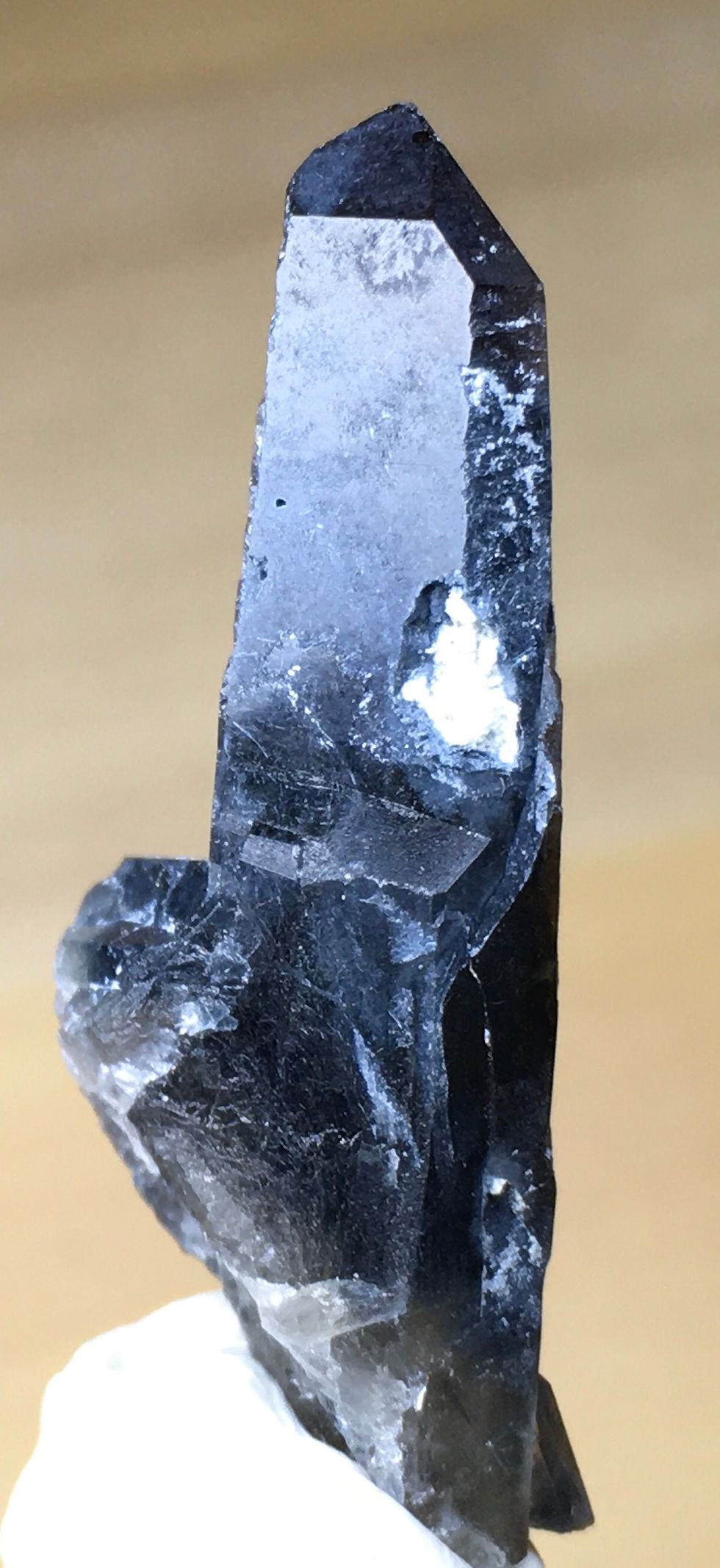 Thumbnail: Riebeckite Included Quartz 