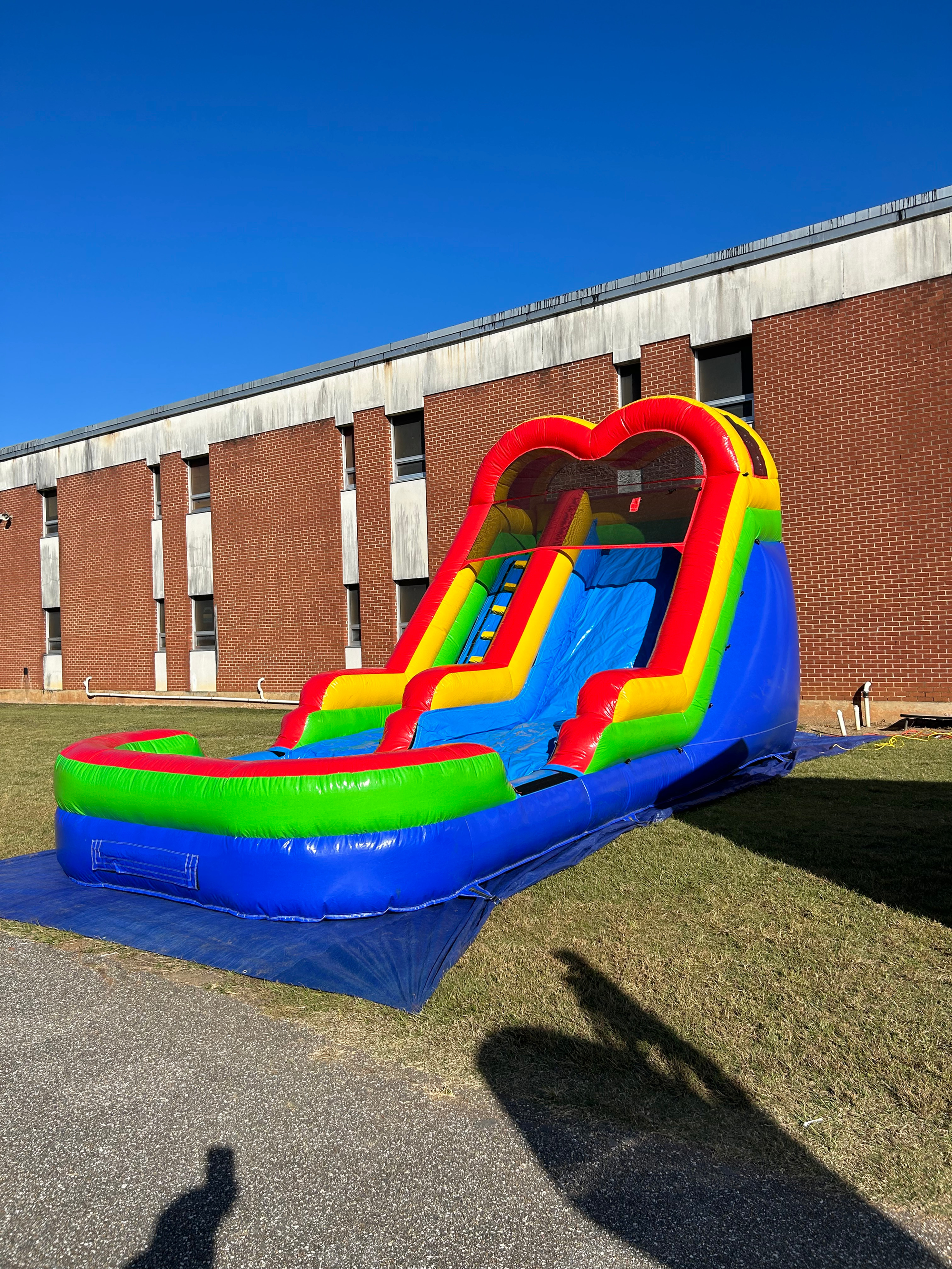 Water Slide $350 per day (Qty is the amount of days requested)