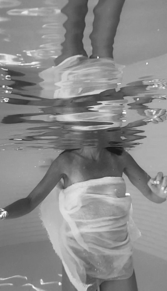 Photographie creative underwater Joëlle Bertoncini Lac Léman