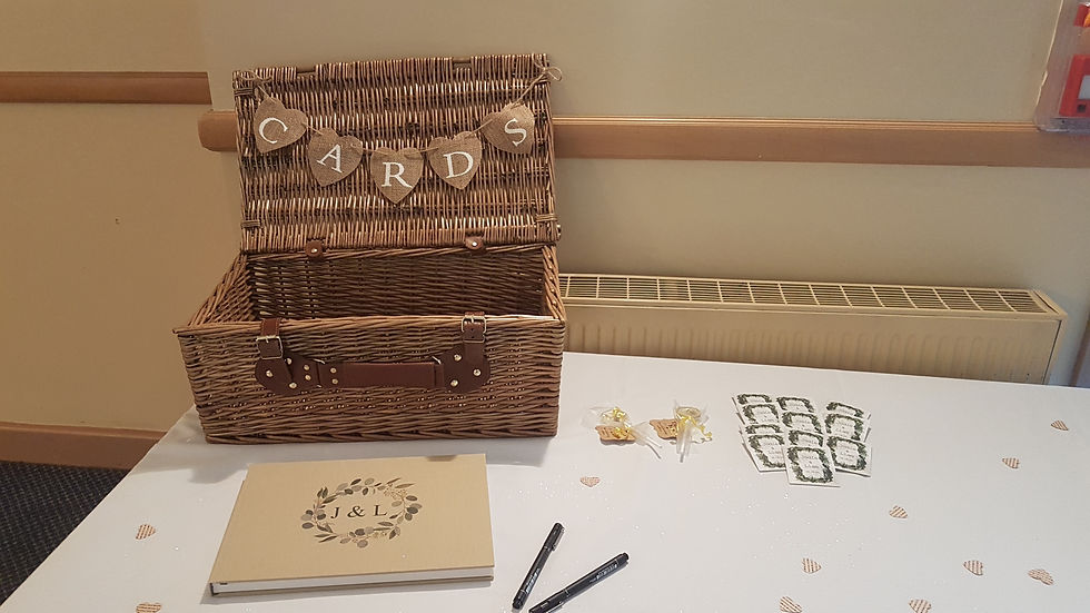 Hamper Post Box