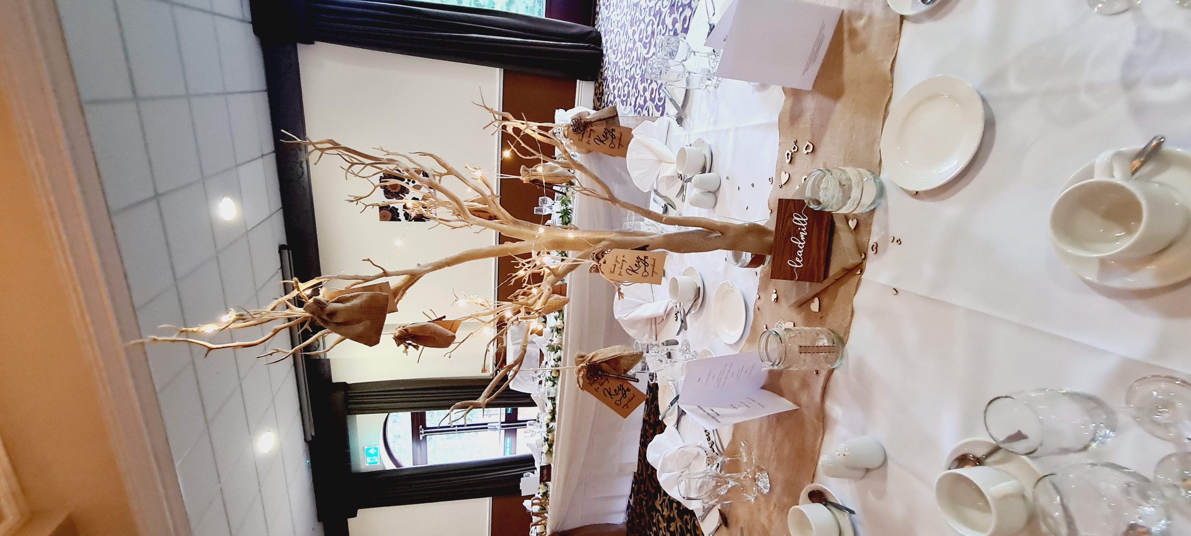 With Hanging Hessian Favour Boags & Keys