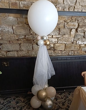 Tulle Big Round Balloon Stand