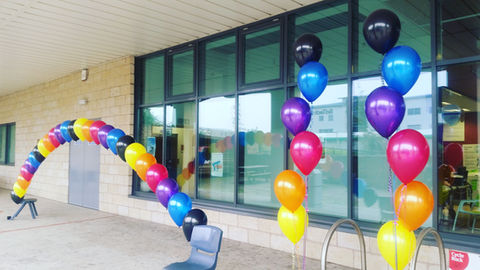 Single Pearl Arch In Rainbow