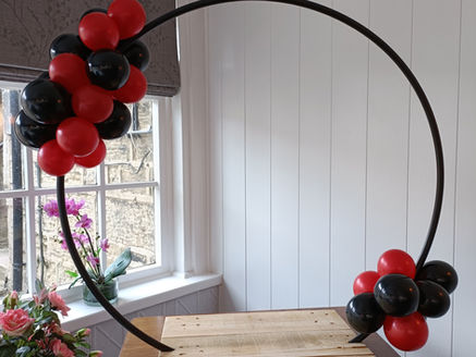 Crescent Balloon Cake Hoop
