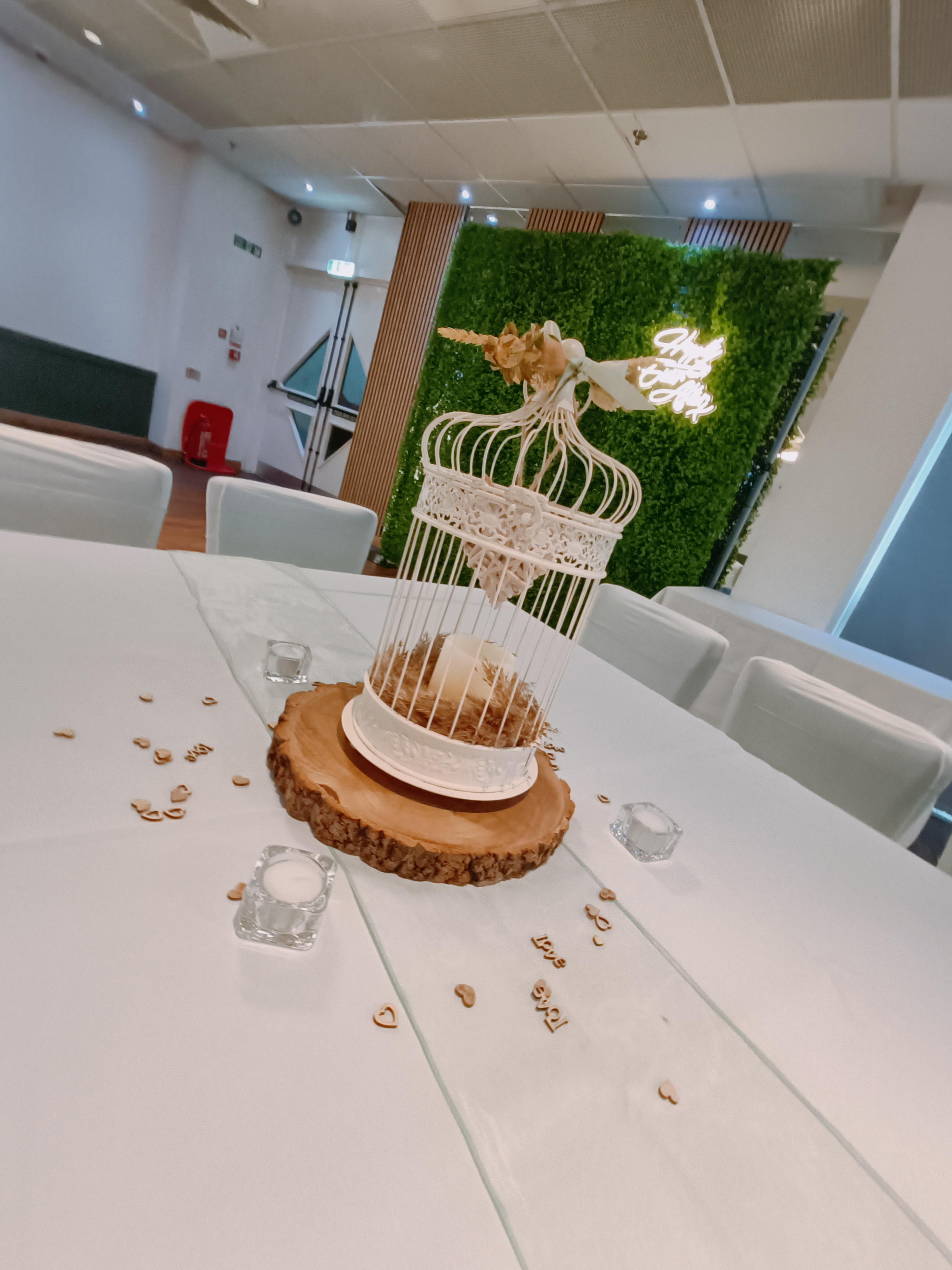 With LED Candle & Dried Pampas Accents