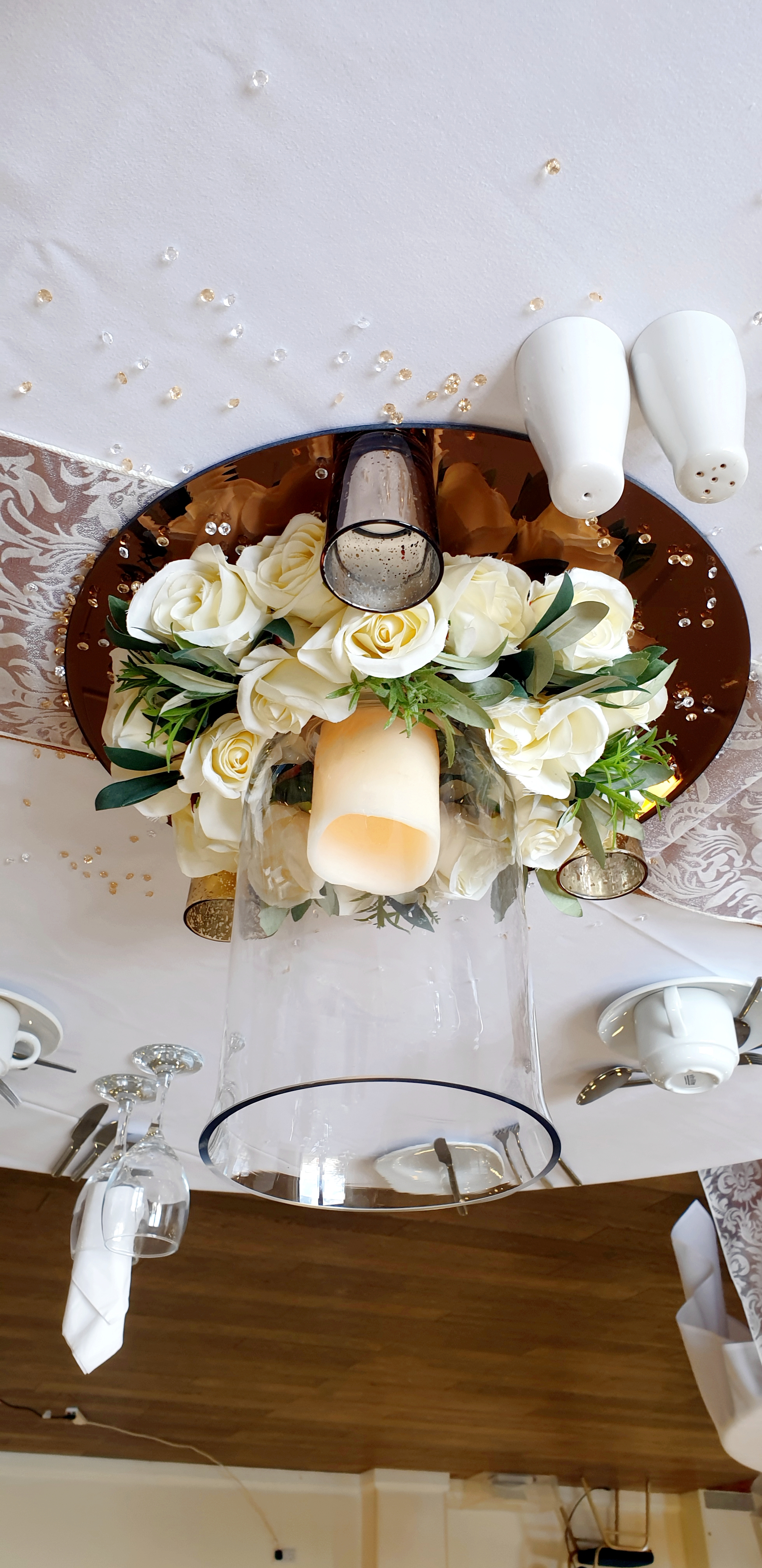 With Cream Rose Wreaths