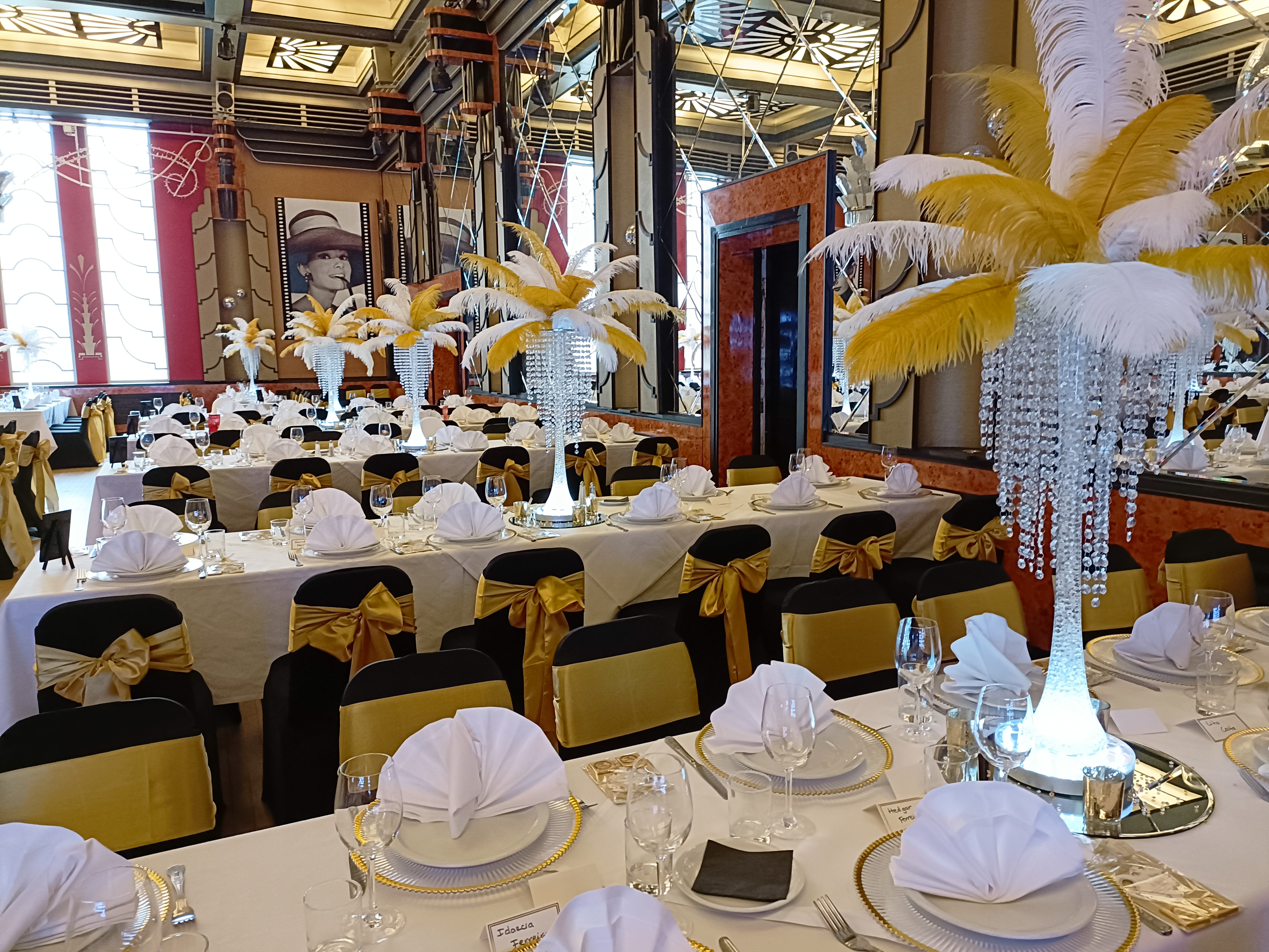 White & Gold Ostrich Feather Centrepiece