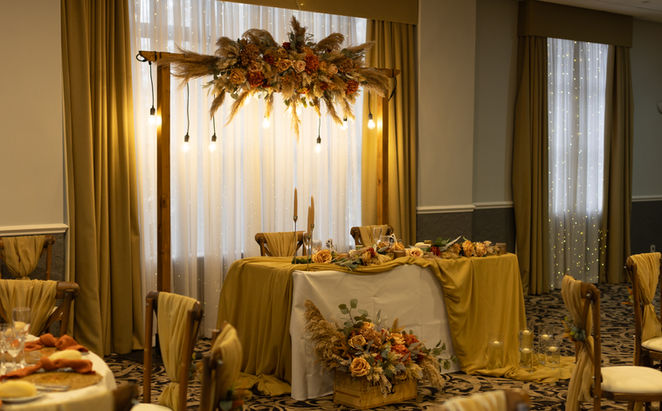 Rustic Arch With Edison Bulbs & Autumn Artificial Arrangement Topper