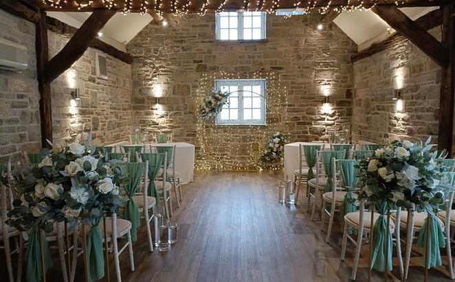 Accent Moongate In Artificial Ivory & Greenery