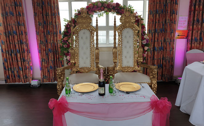 Full Moongate In Artificial Mixed Pinks