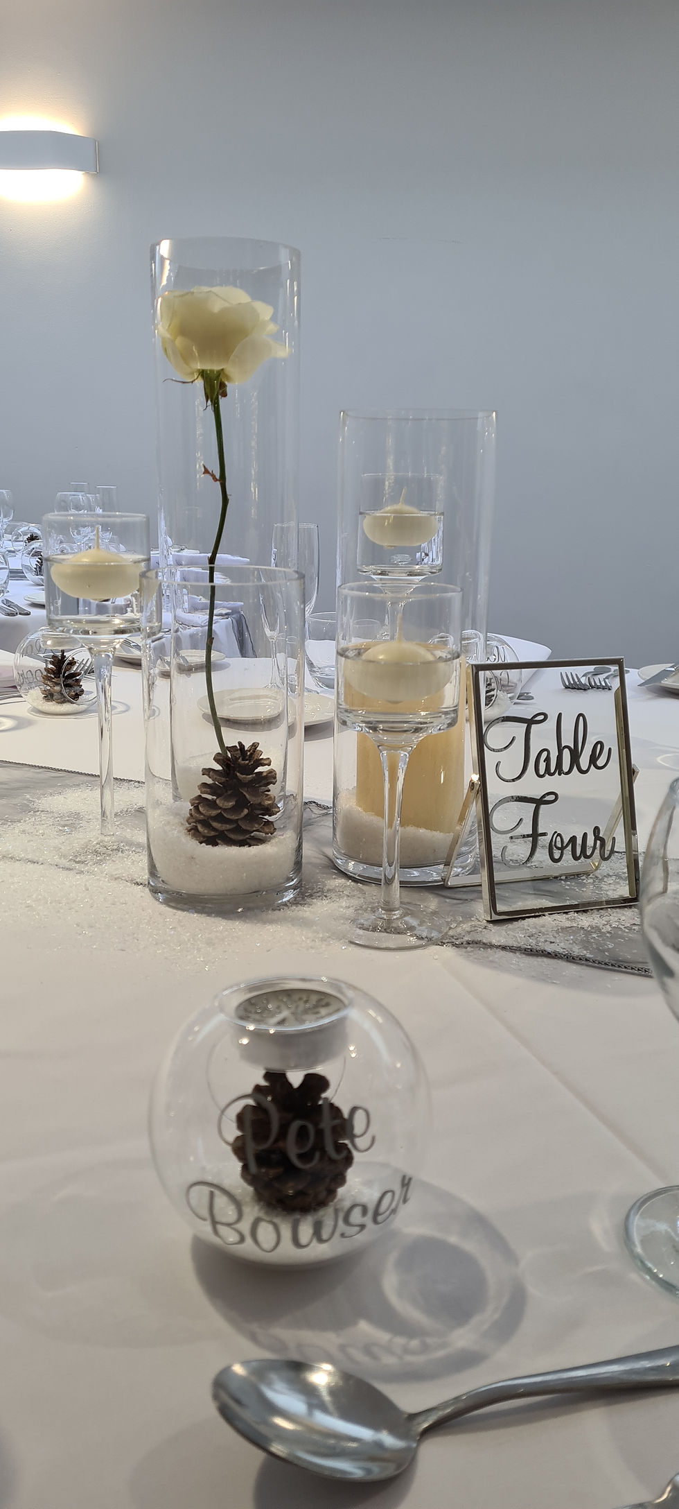 With Ivory Rose, LED candle, Pine Cone & Snow
