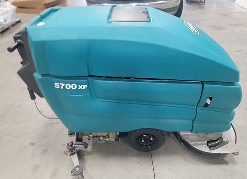 Floor-Scrubber-5700XP-3.jpg