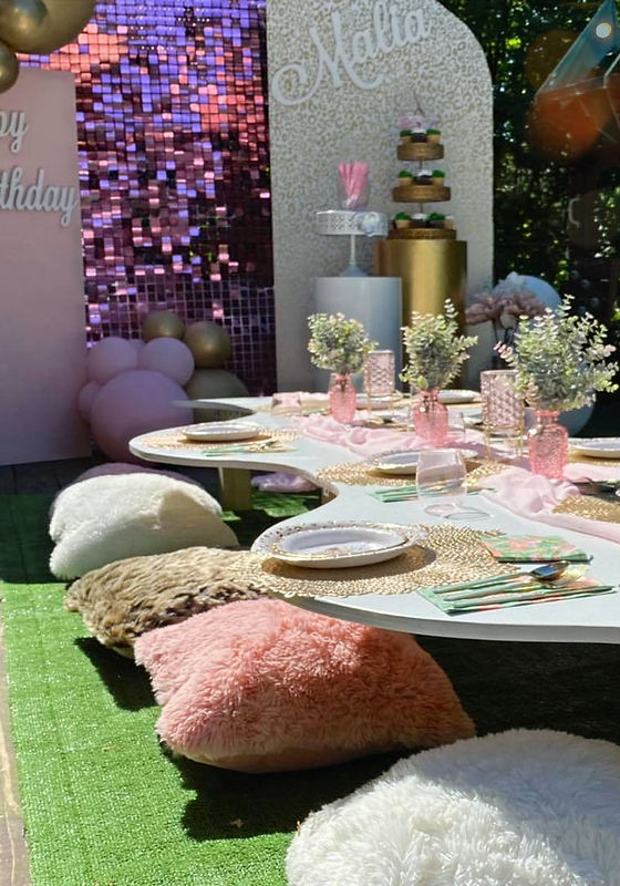 Tablescape_edited.jpg