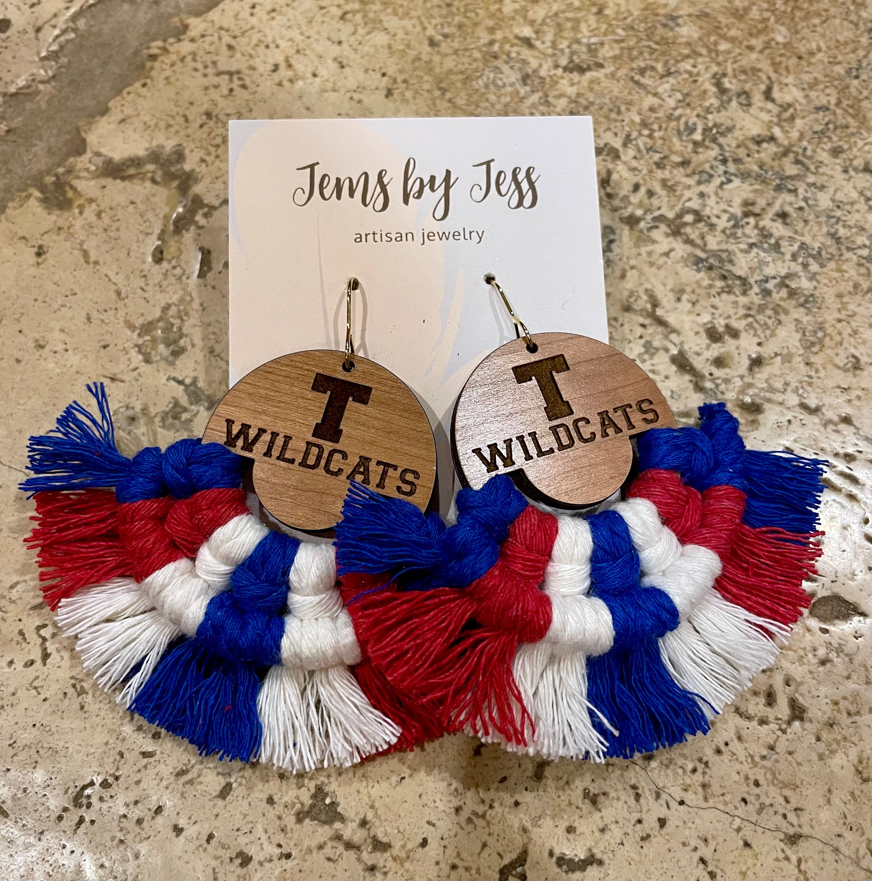 Temple Wildcats Macrame