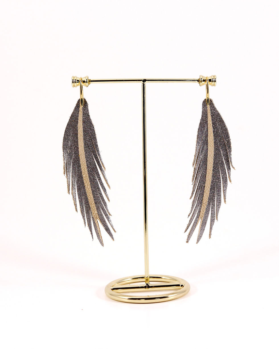 Thumbnail: Metallic Feather