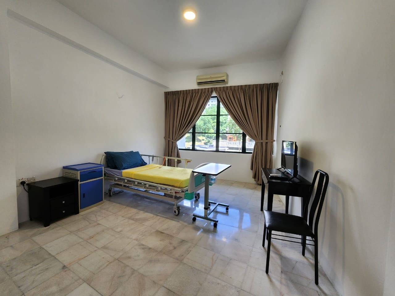 Single bedroom
