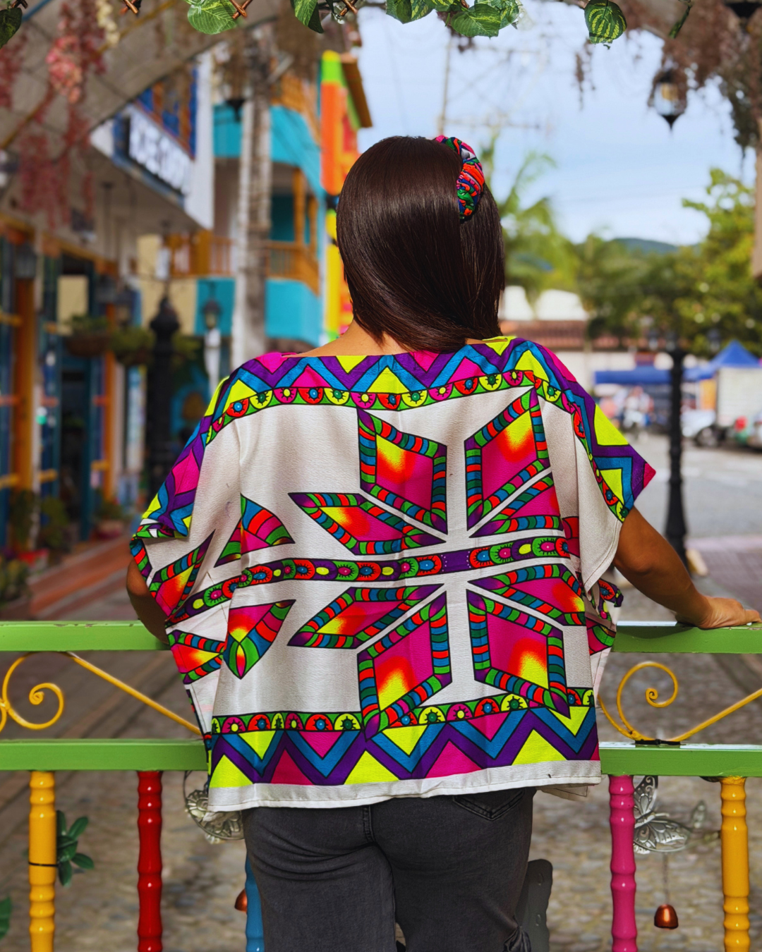 Blusa mariposa en Paruma