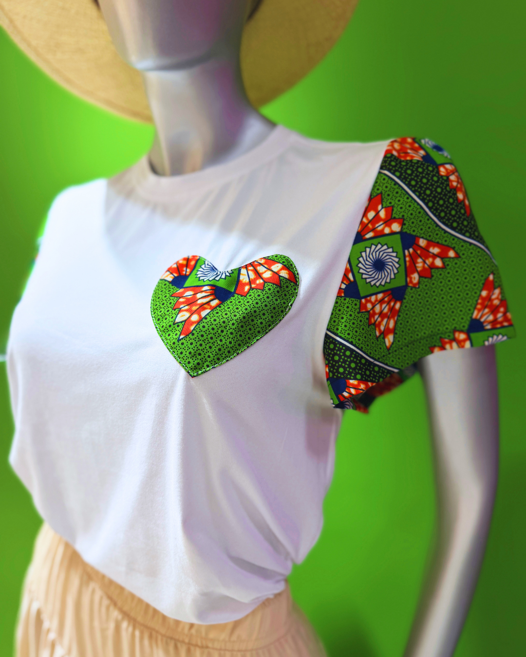 Camiseta con Tela Africana