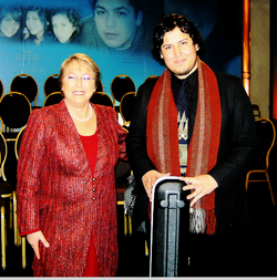 Alejandro_Cortes_Presidenta_Bachellett