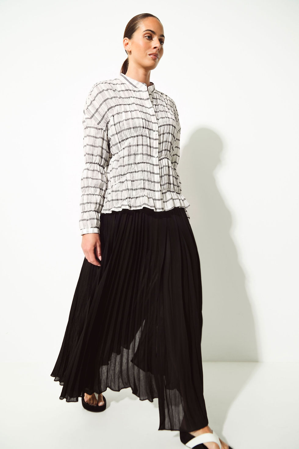 Thumbnail: lounge Efate Shirt in white /black stripe