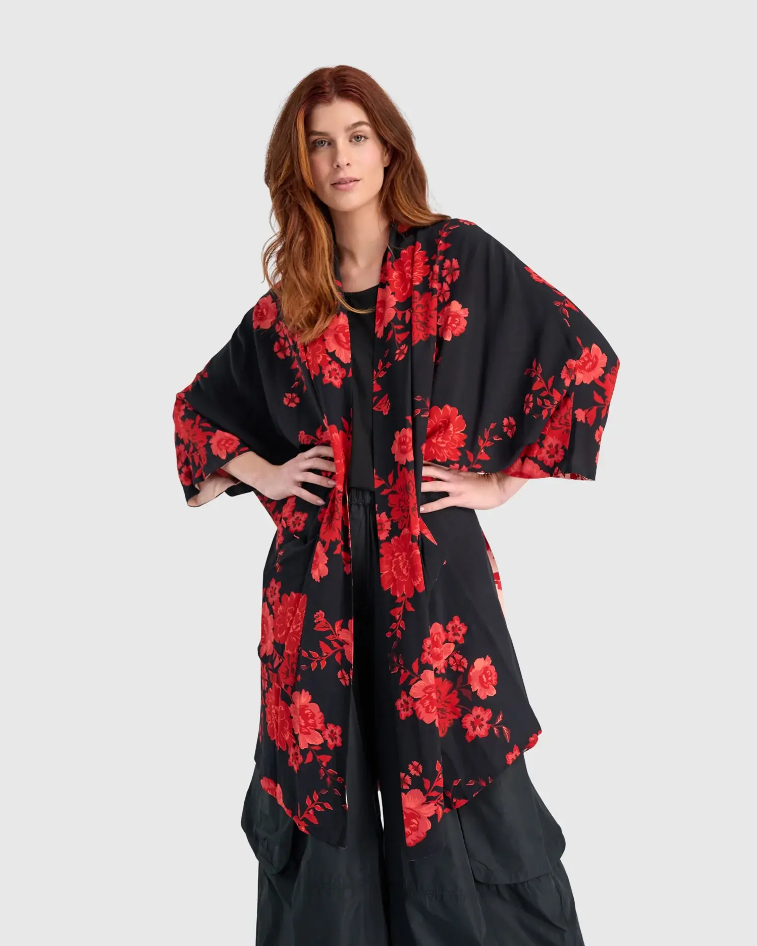 Alembika Kao Reversible Robe / Kimono in peony print