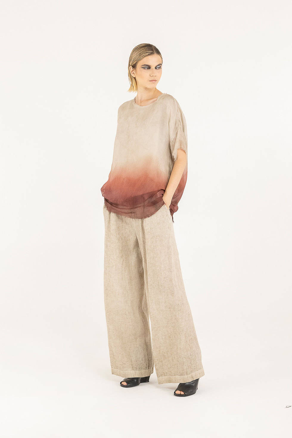 Thumbnail: Sanctamuerte 286 Top in Sand shell / Spray Red Ochre