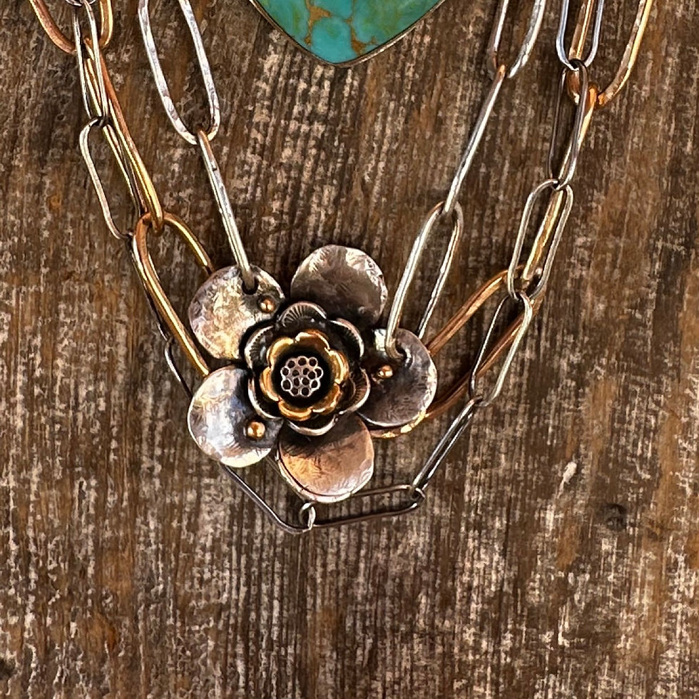 Thumbnail: Silver Flower Necklace 