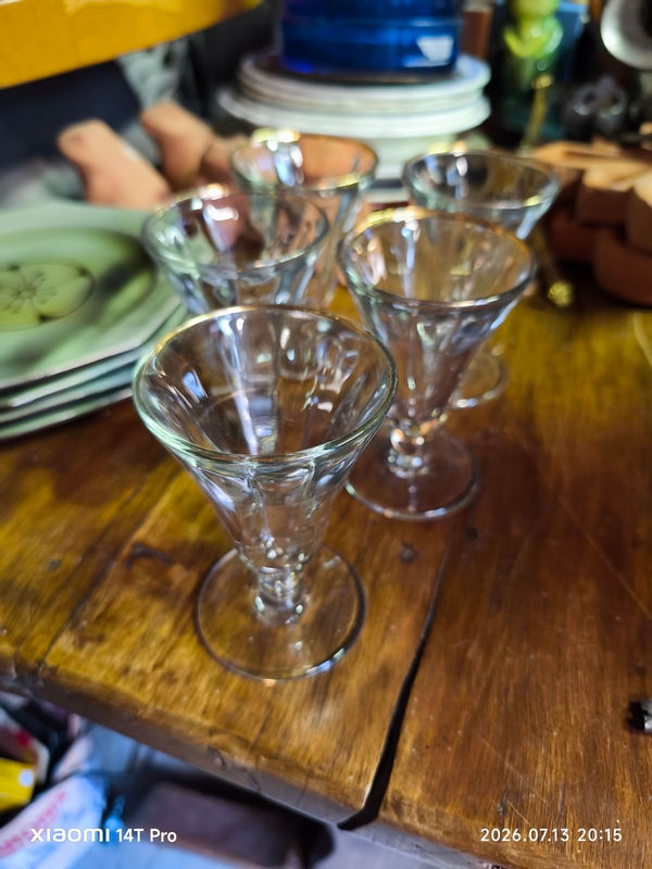 serie de 5 verres a absinthe