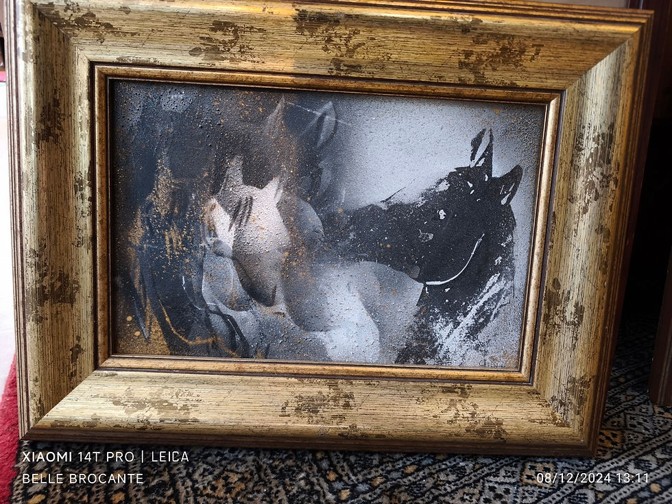 Miniature : tableau tour dore chevaux au pochoir acrylique création Christine DUBOS taille 5