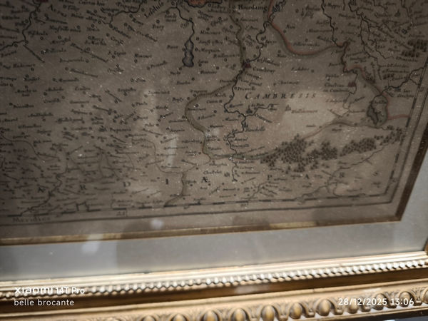 Thumbnail: ancienne carte d'artesia encadree tour dore 70 x 50 cm