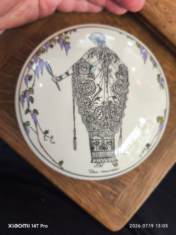 Miniaturbild: assiette villeroy et boch serie design 1900 une mariée diametre 13 cm