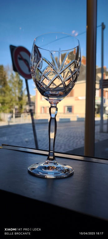 Miniaturbild: 6 verres a vin hauteur 20.5 cm diametre 7 cm reflets de france par tailleur lor