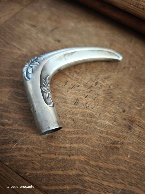Miniature : pommeau de canne en argent massif poinçon sanglier 25 grammes