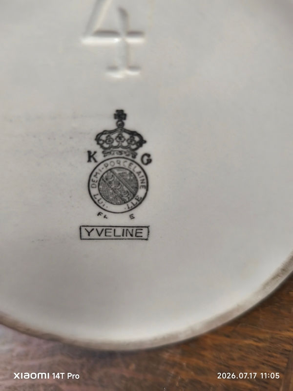 Miniature : pichet luneville K et G modele Yveline hauteur 15 cm diametre 10 cm