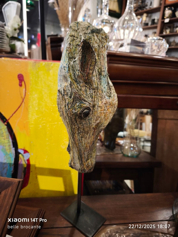 tete de cheval base en platre et resine peinte hauteur 54 cm