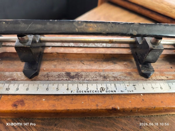 ancien perforateur de bureau 3 trous de marque soennecken bonn