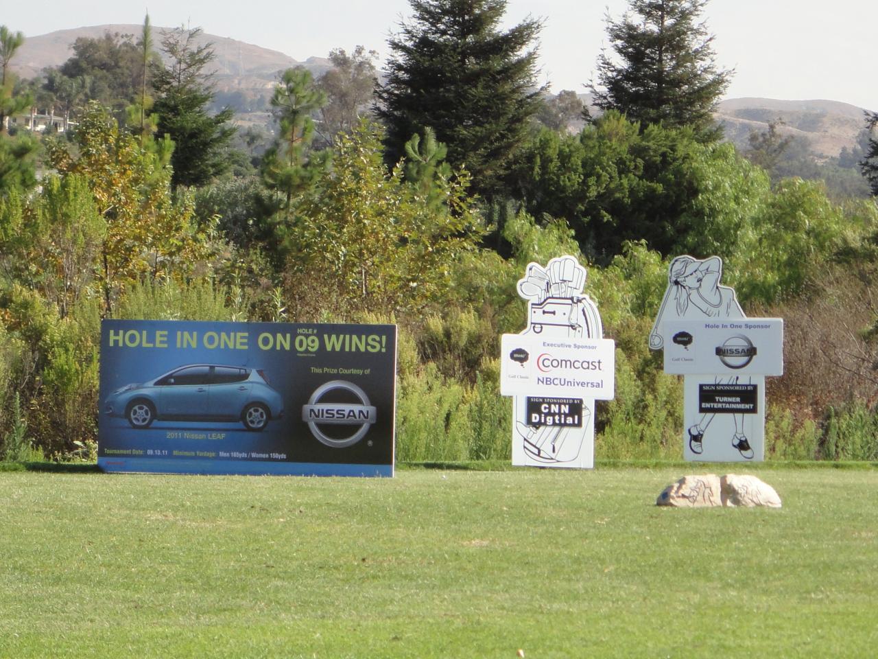 Tee Signs