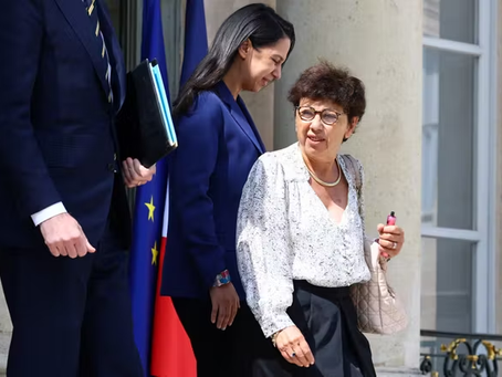 Monique Barbut reste finalement au gouvernement après l'intervention d'Emmanuel Macron