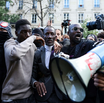 Bally Bagayoko, le maire de Saint-Denis qui s’impose au cœur des manifestations lycéennes