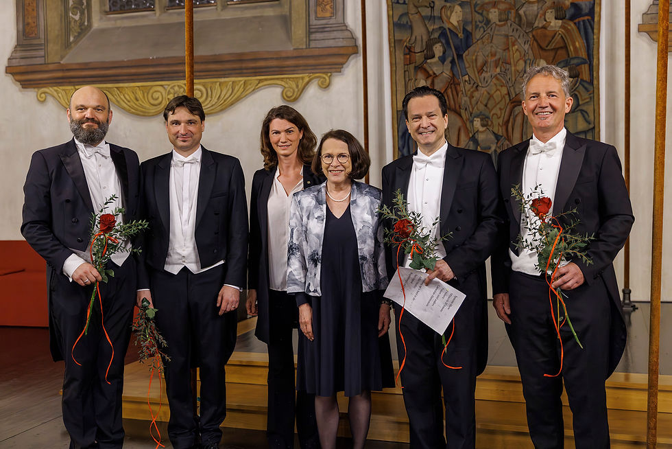 Mit Oberbürgermeisterin und Landrätin