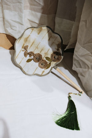 Life in Art 纖維工藝展〈織築生活〉茶染罩衫、茶染扇