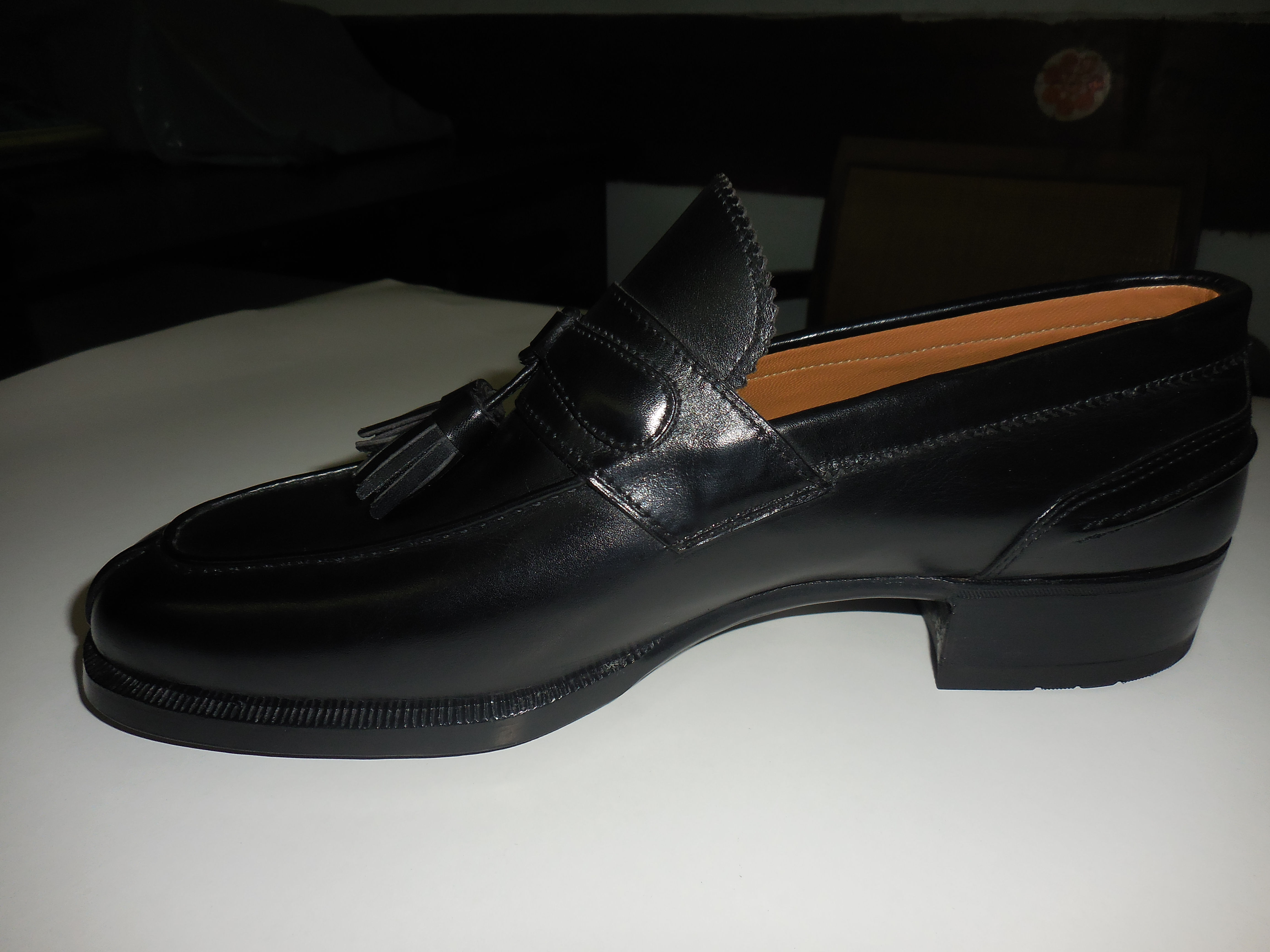 SAPATO EM CROMO ALEMÃO ESTILO EXECUTIVO