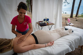 L'Institut Happy vous accueille dans un espace dédié à la beauté et au bien-être, où chaque soin est pensé pour vous offrir un véritable moment de détente.
🌿 Ses prestations :
✨ Soins du visage
✨ Soins du corps
✨ Massages
✨ Beauté des mains et des pieds
✨ Épilation laser
Seule ou accompagnée, profitez d'un large choix de prestations réalisées avec professionnalisme et bienveillance, dans une atmosphère propice à la relaxation.
