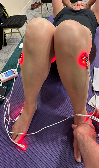 Pratiques de la Formation PBM Acupuncture Non Invasive du Pôle de Thérapeutes à Paris