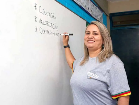 Professores da Rede Estadual já podem solicitar novos uniformes para 2026