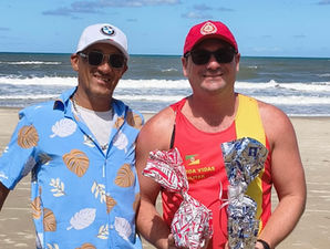 Policial Militar de Santiago salva homem de afogamento durante folga no litoral